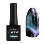 turquoise-cat-eye-gel-polish